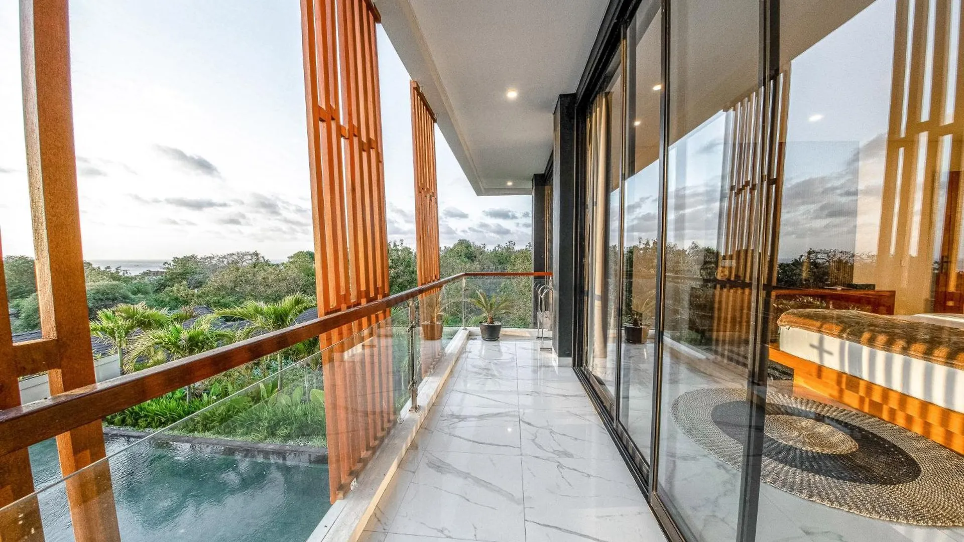 Balangan Beach Villa Freya Jimbaran