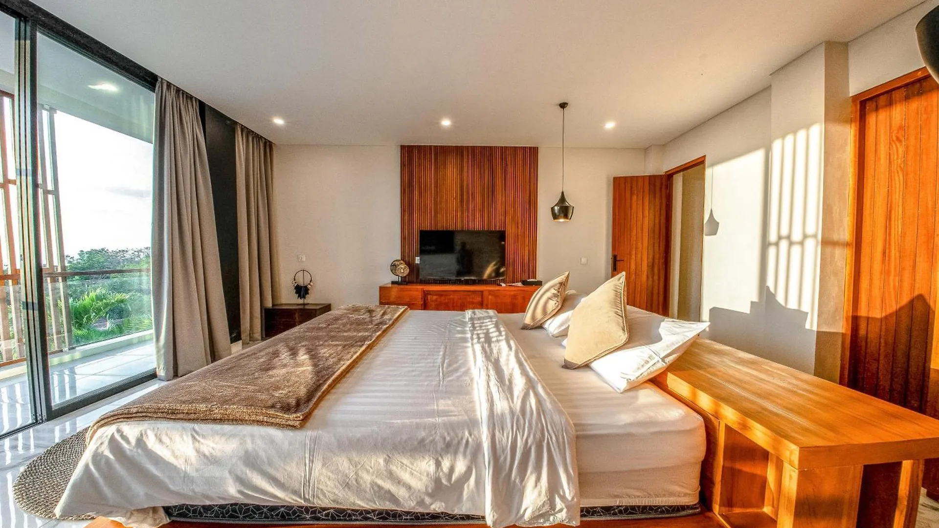 Balangan Beach Villa Freya Jimbaran