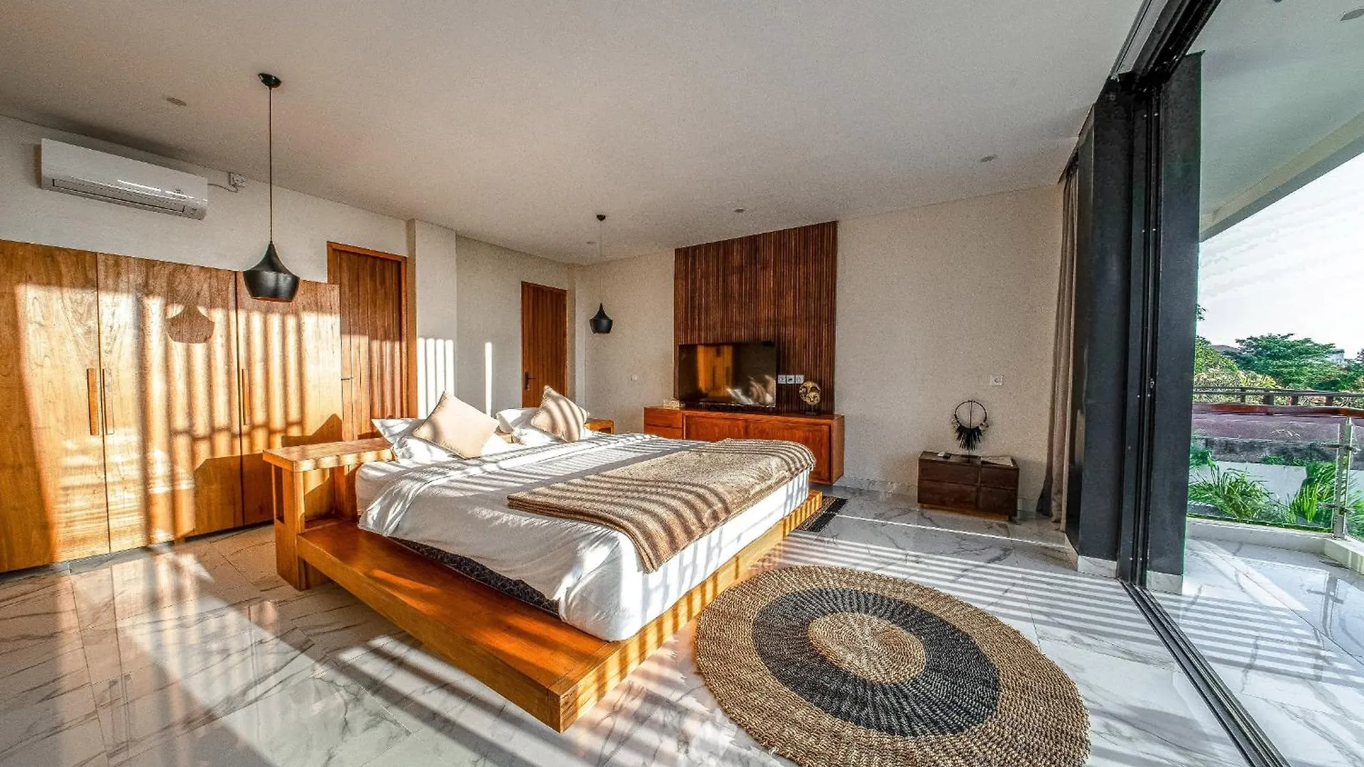 Balangan Beach Villa Freya Jimbaran Indonesia