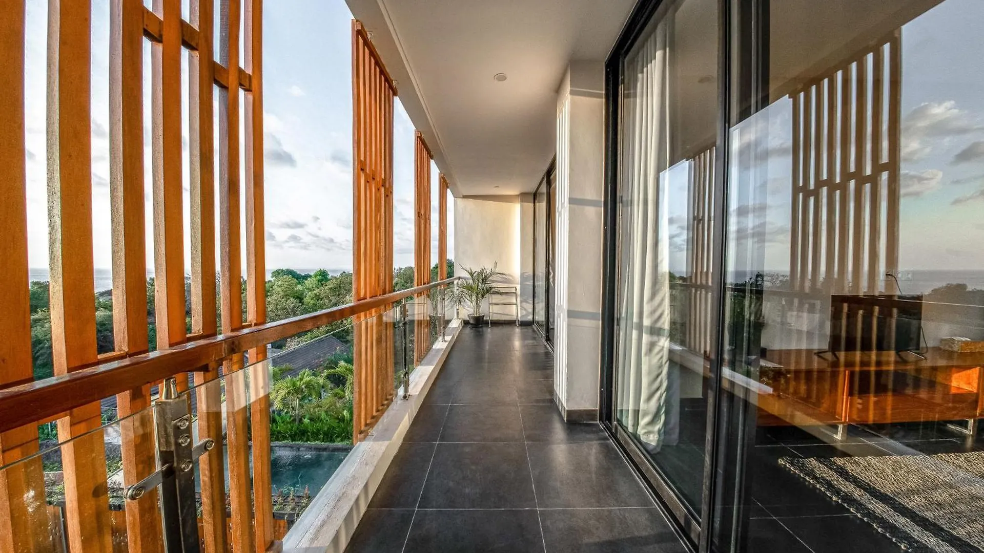 Balangan Beach Villa Freya Jimbaran